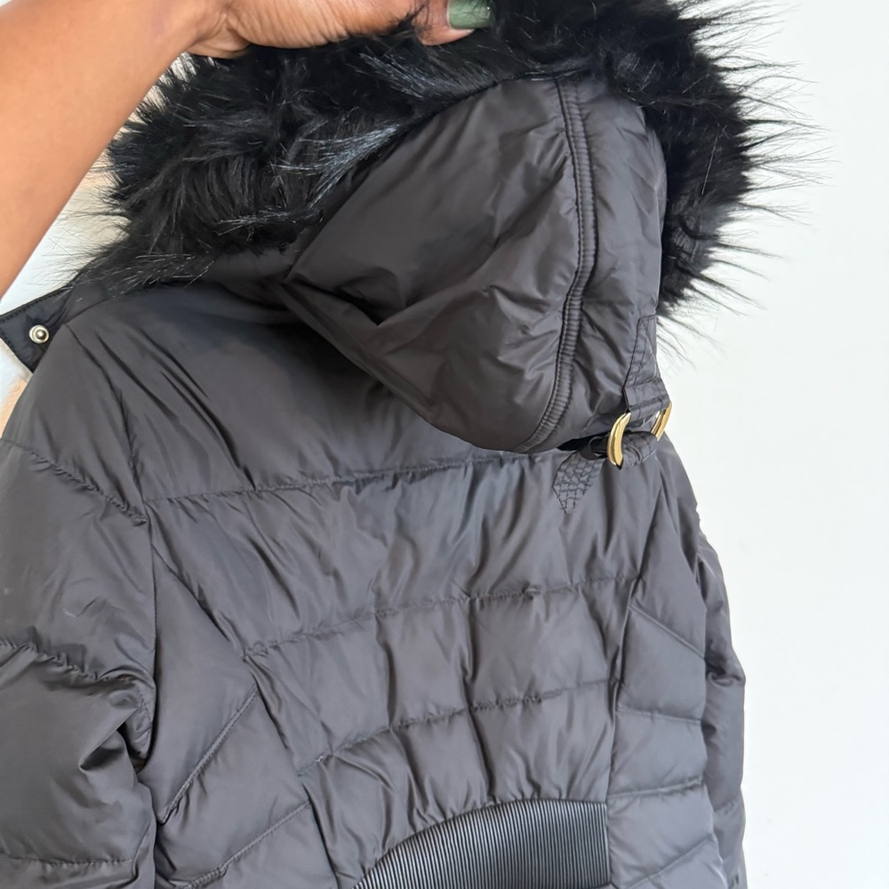 Women’s Cole Haan Black Puffer Coat Knee Length Hooded Size Medium Down Fill - Picture 7 of 7